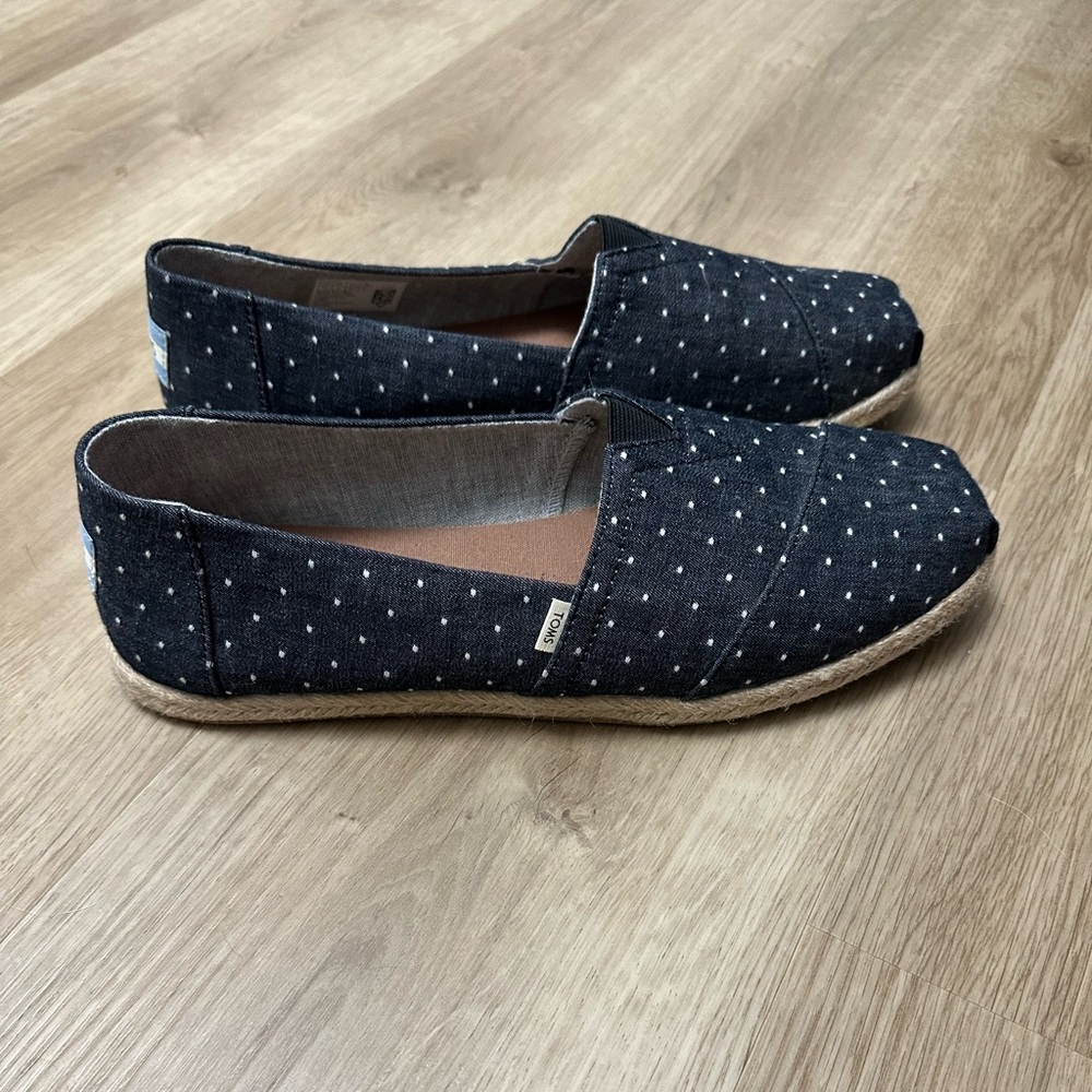TOMS Alpargata Espadrille Navy/Chambray w/dots sz 10